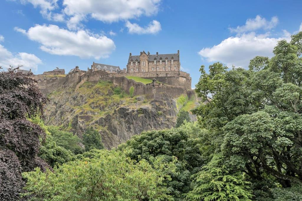 Cheerful Stays - Westend Cottage With Secured Parking Edinburgh Exterior foto